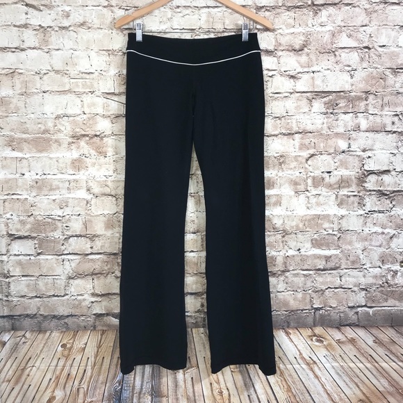 lululemon athletica Pants - ❗️Lululemon Solid Black Flare Wide Leg Leggings 6